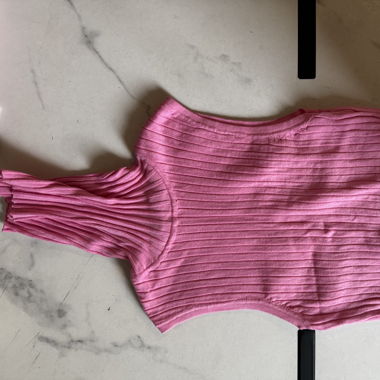 Crop tops à 10 chf chacun 