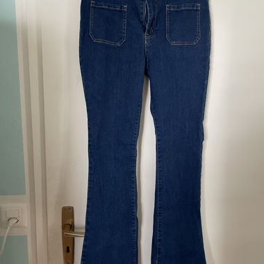 Jeans a zampa