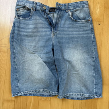Shorts in denim Stradivarius