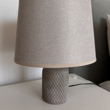 Lampada da tavolo beige 2x
