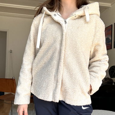 Beige Winterjacke von Esprit Gr. S