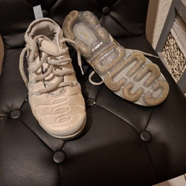 Sneakers beige usate