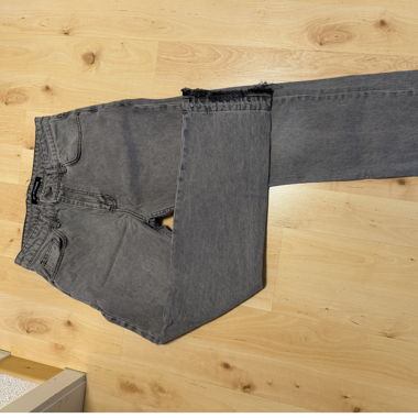 Jeans 2Y Studios