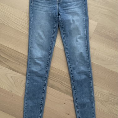 Jeans Levi's 710 Super Skinny