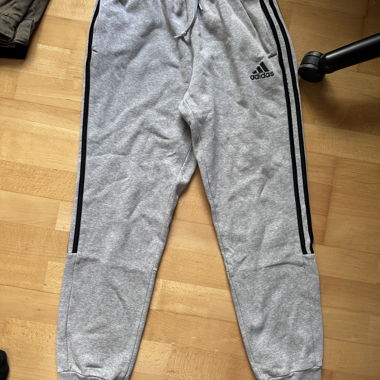 Pantalon de jogging Adidas gris