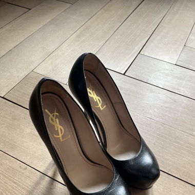 Yves Saint Lorent Pumps High Heels