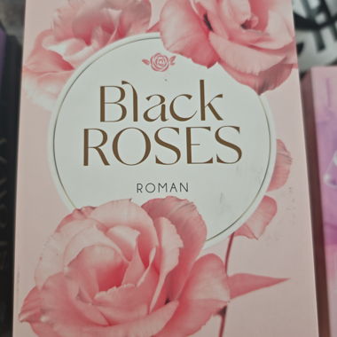 Black Roses Romanzo