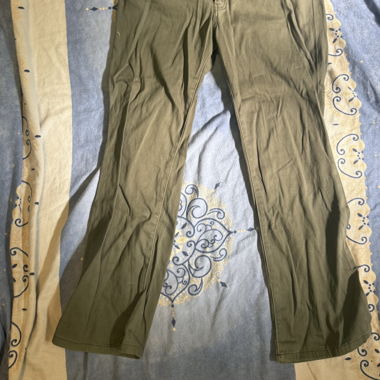 Pantaloni da donna verde oliva