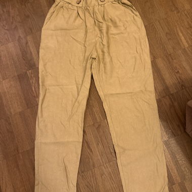 Beige Trousers with Pleats