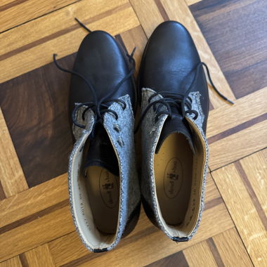 dirndl bua lace-up ankle boots black grey