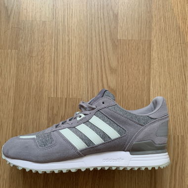 ADIDAS ZX700, 39 1/3