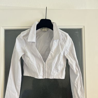 Cropped blouse