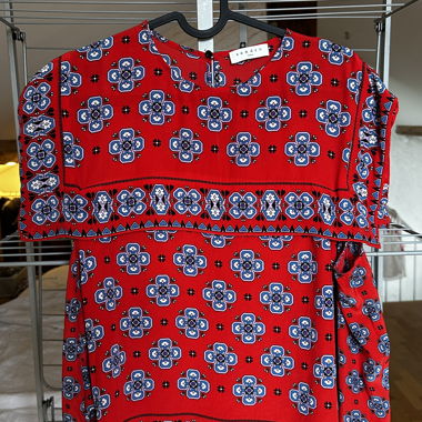 Blouse épaules ouvertes Sandro 100% soie