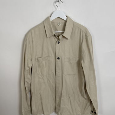 Surchemise beige boutonnée