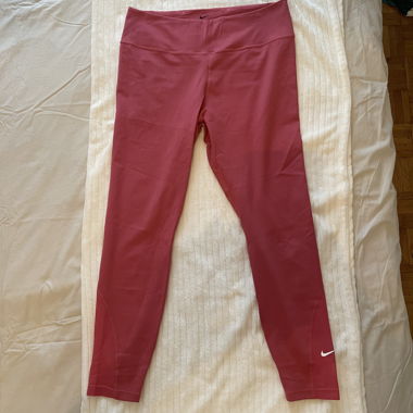 Leggings sportivi Nike – Rosa lampone
