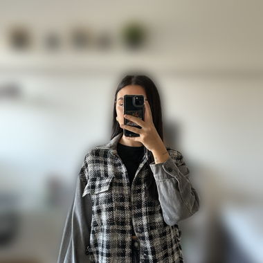 Veste en jeans et tissu à carreaux noir et blanc 