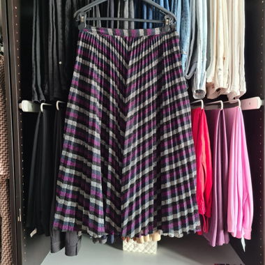 WE Pleated Midi Skirt Glitter