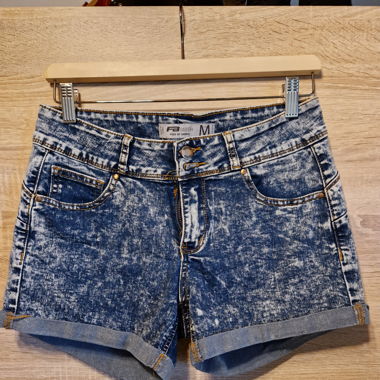 Hot Pants