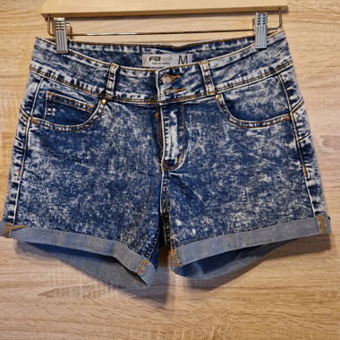 Hot Pants