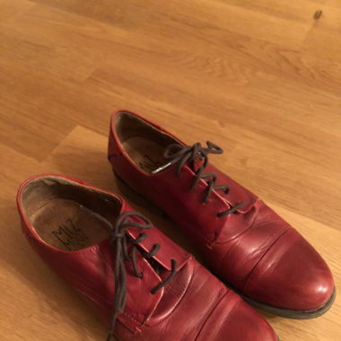 Miz Mooz Shoes Red Leather Lace Up Flat Oxford 