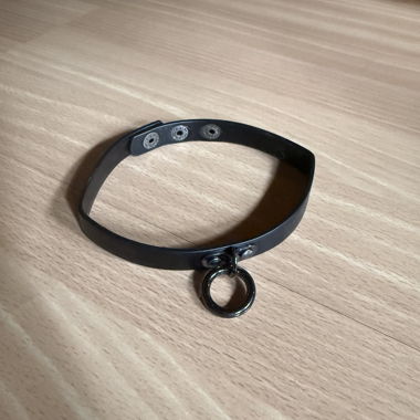 Collier anneau noir