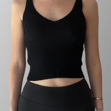 Top corto nero a coste Stradivarius