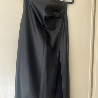 Jupe midi noire cuire 