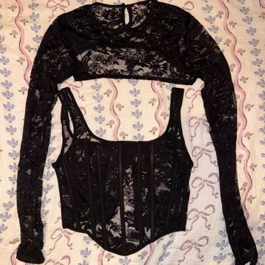 Coquette Schwarzes Spitzen-Corset-Top (2-teilig)