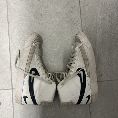 Nike Blazer Mid ’77 Vintage – Weiß/Schwarz