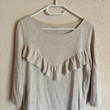 Beiger Pullover