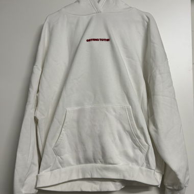 Weisser Hoodie mit Print