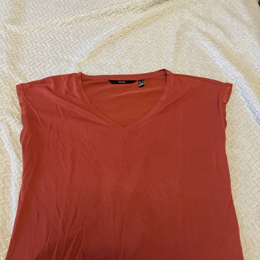 Tshirt rot
