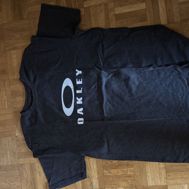 Black Oakley T-Shirt