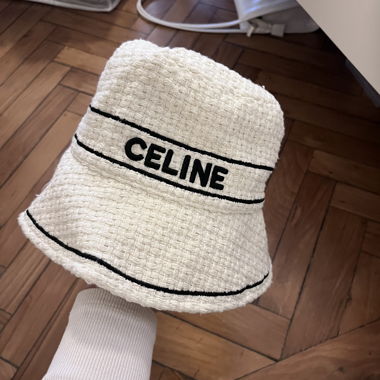 Celine Hut 