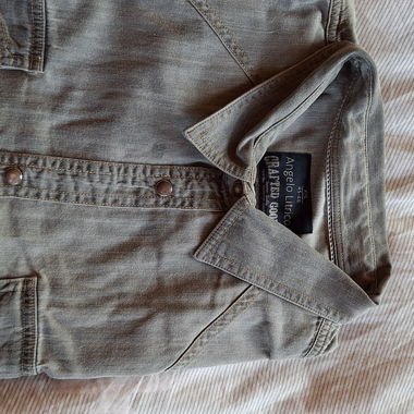 Grey denim shirt by Angelo Litrico