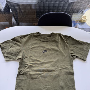 t-shirt nike