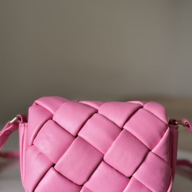 Stylische pink Umhängetasche - wie neu! 
