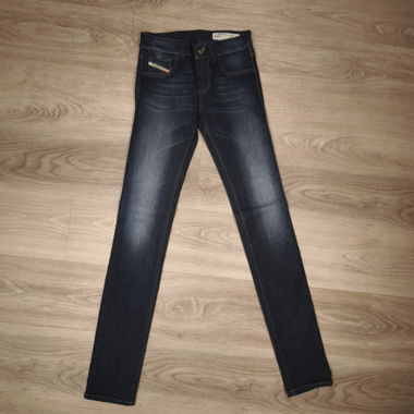 Diesel Skinny Jeans W24