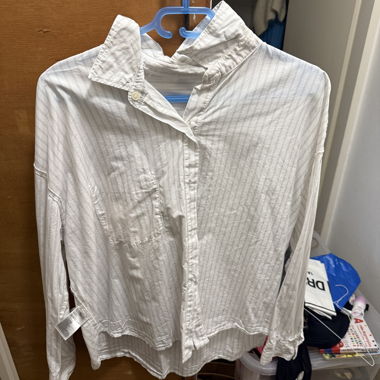 White shirt size L