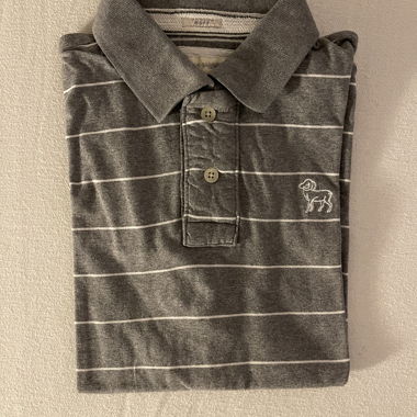 Polo rayé gris