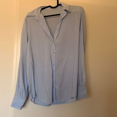 Zara Light Blue Button-Up Shirt 