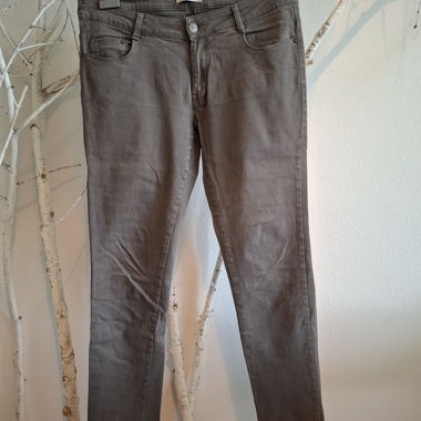 Jeans pants