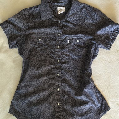 Blue and white paisley levis button-up shirt 