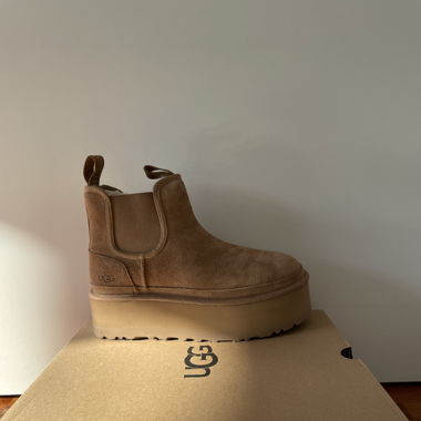 UGG chelsea 