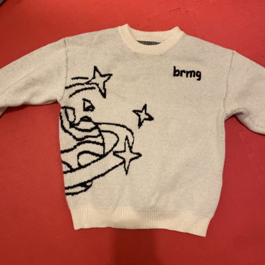 Weisser Sweater 