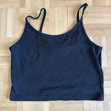 Schwarzes Ribbed Crop Top