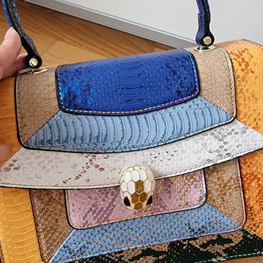 Handtasche