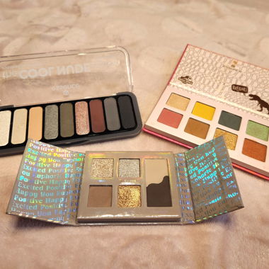 3 Lidschatten Paletten von Essence