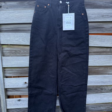 Pull&Bear Mom-Jeans Schwarz Gr 34 (neu mit Etikett