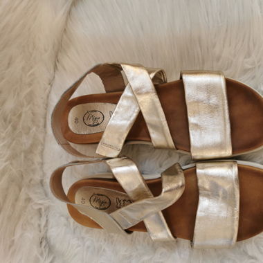 Sandales semelles en cuir 